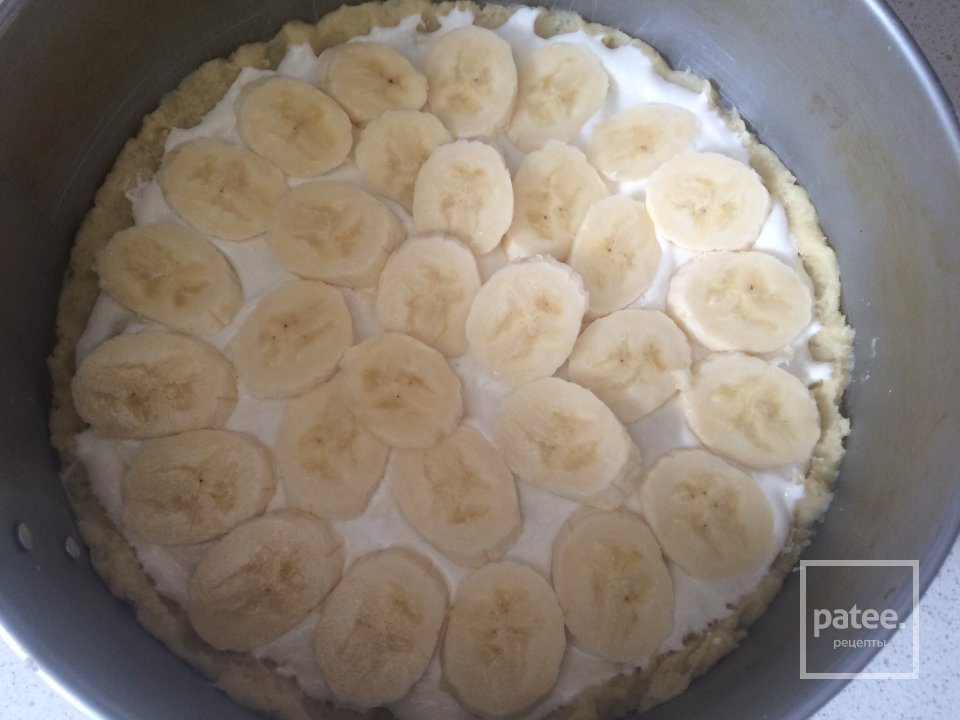 Нежный и вкусный десерт с твороженно банановой начинкой. Так и тает во рту. - Шаг 10