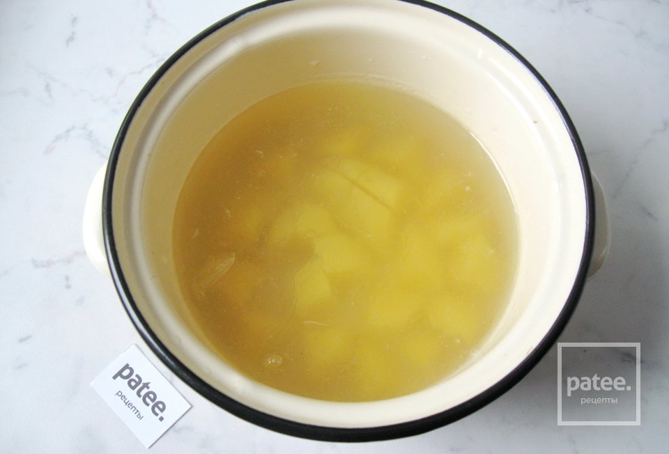 Суп с фасолью и сухими грибами - Шаг 2