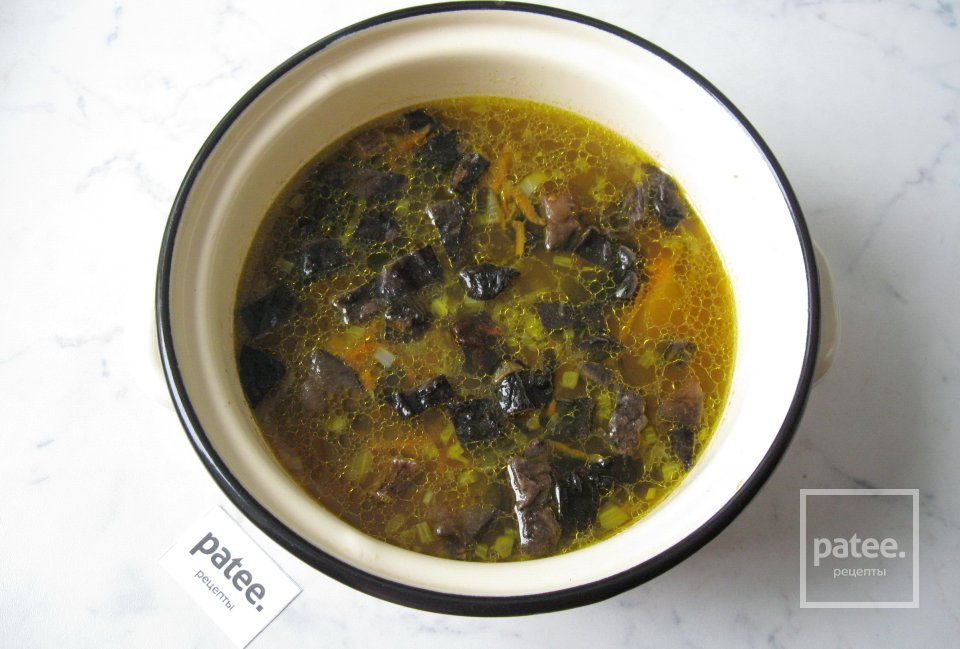 Суп с фасолью и сухими грибами - Шаг 9