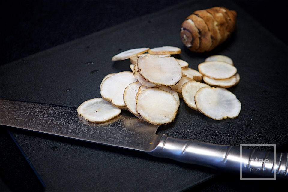 СТЕЙК С ГРАНАТОВО-ЛУКОВЫМ СОУСОМ И ТОПИНАМБУРОМ - Шаг 7