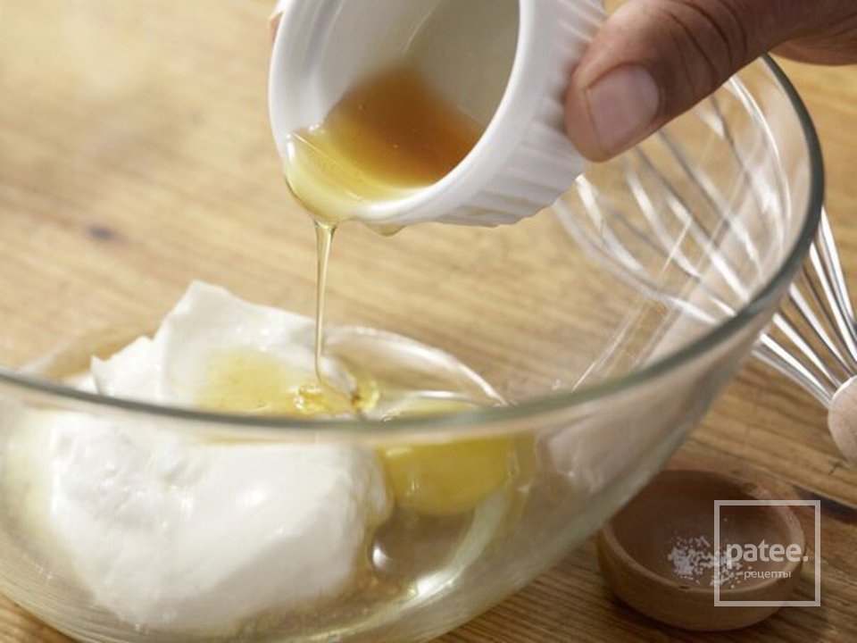 Бананово-шоколадные оладьи - Шаг 1