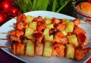 Шашлык из курицы с ананасом
