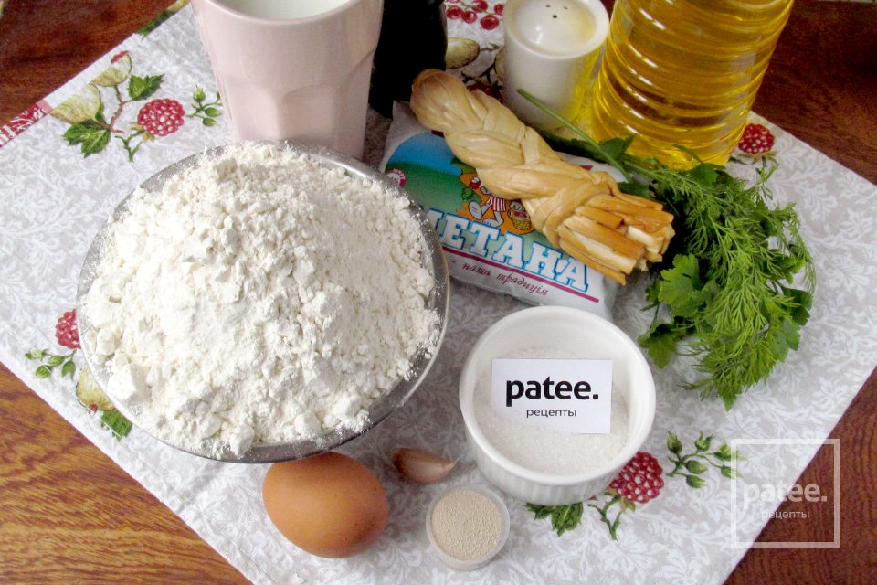 Ватрушки с копчёным сыром - Шаг 1
