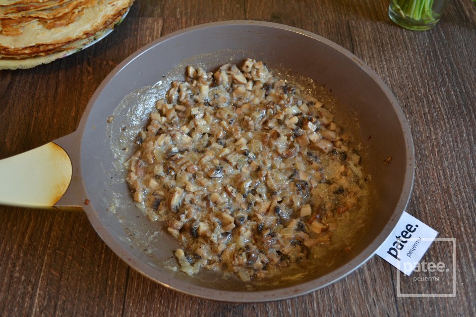 Блинчики с начинкой грибной жюльен - Шаг 6