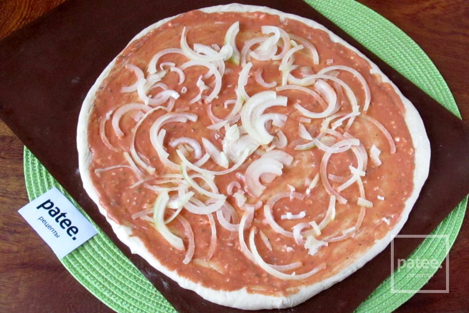 Пицца с перепелиными яйцами - Шаг 9