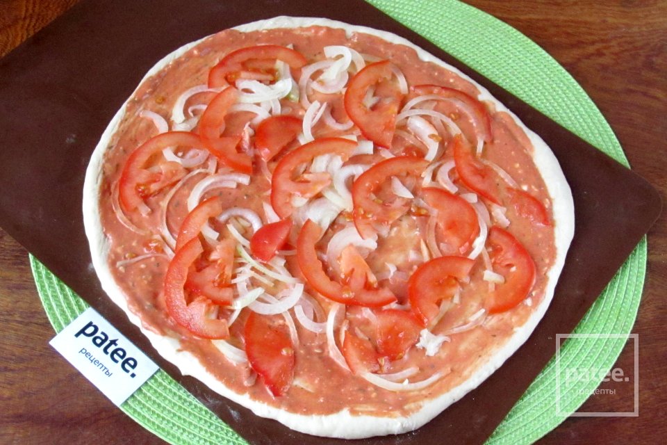 Пицца с перепелиными яйцами - Шаг 10