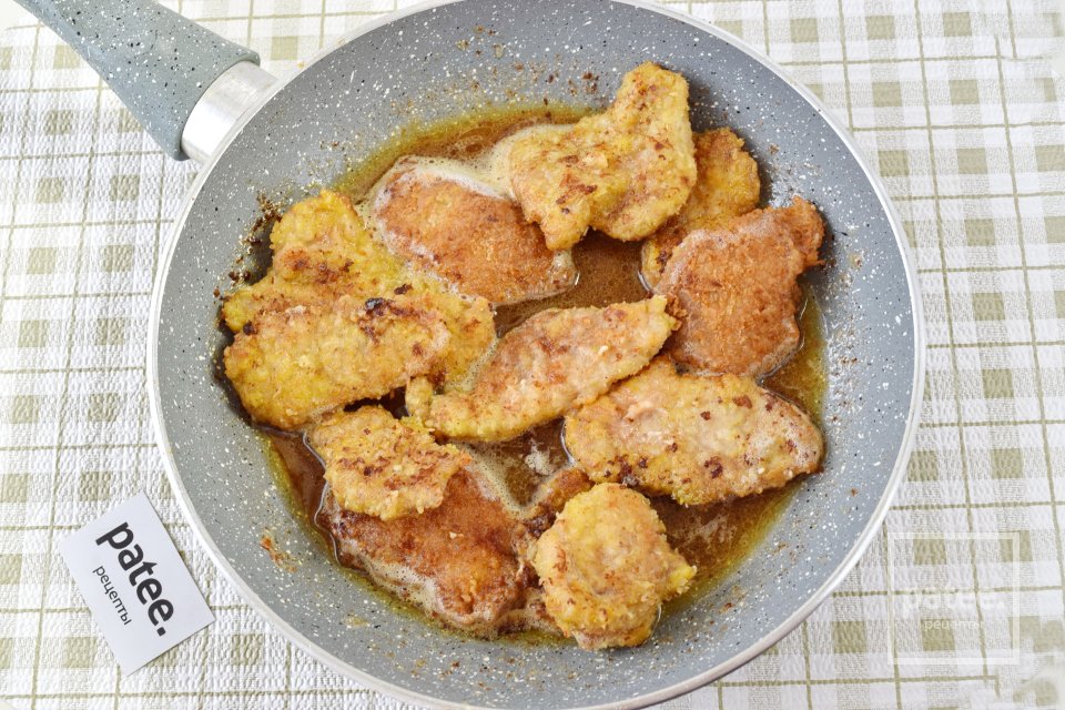 Свинина в желтках и кокосовой панировке - Шаг 13