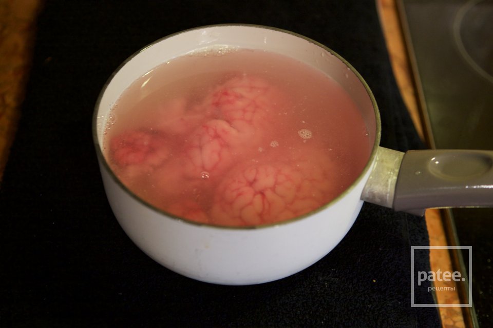 Мозги хрустящие с двойным пюре из цветной капусты и брокколи - Шаг 6