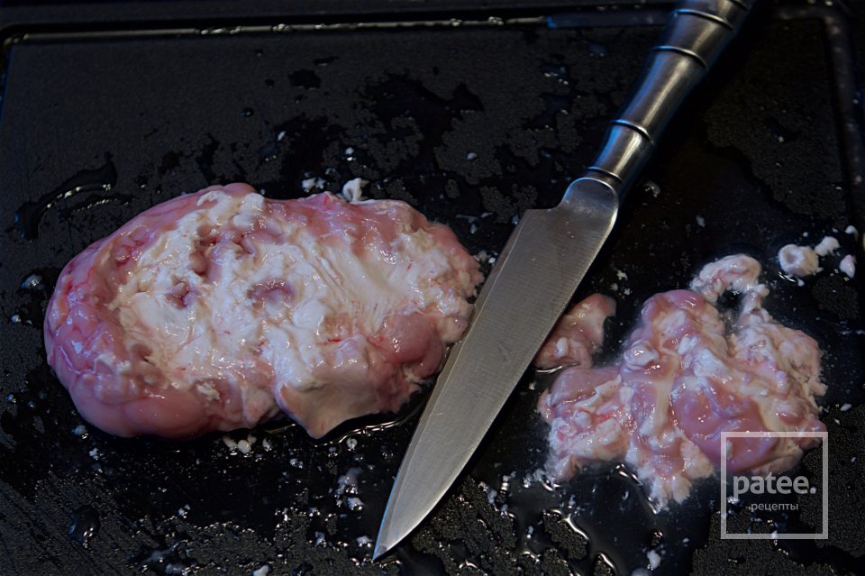 Мозги хрустящие с двойным пюре из цветной капусты и брокколи - Шаг 7