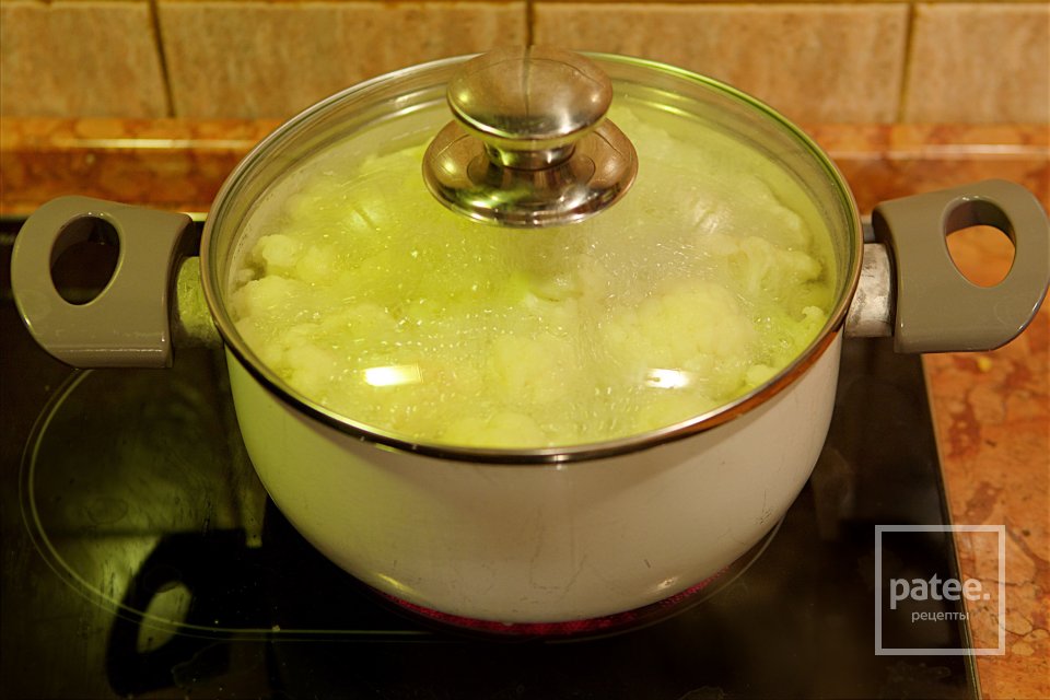 Мозги хрустящие с двойным пюре из цветной капусты и брокколи - Шаг 13