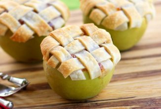 Яблочный пирог в яблоке