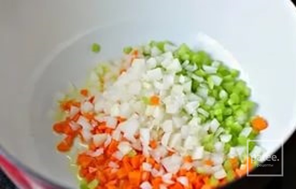 Фрикасе из курицы (Chicken and mushroom fricassée) - Шаг 3