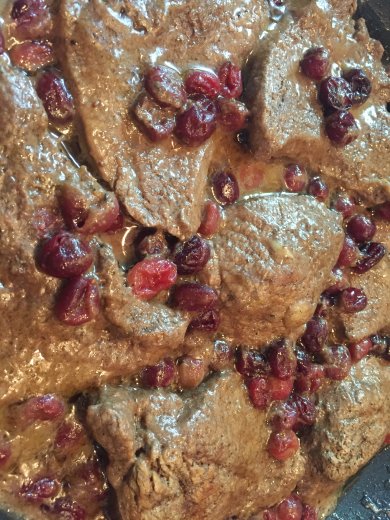 Отбивные с клюквой - Шаг 10