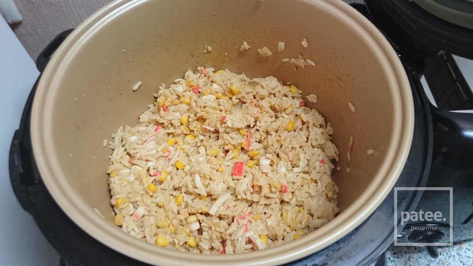 Рис с крабовыми палочками и ананасом в мультиварке - Шаг 3