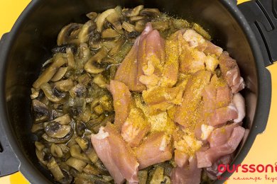 Свинина, обжареная в шампиньонах со сливками - приготовление