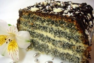 Праздничный маковый торт