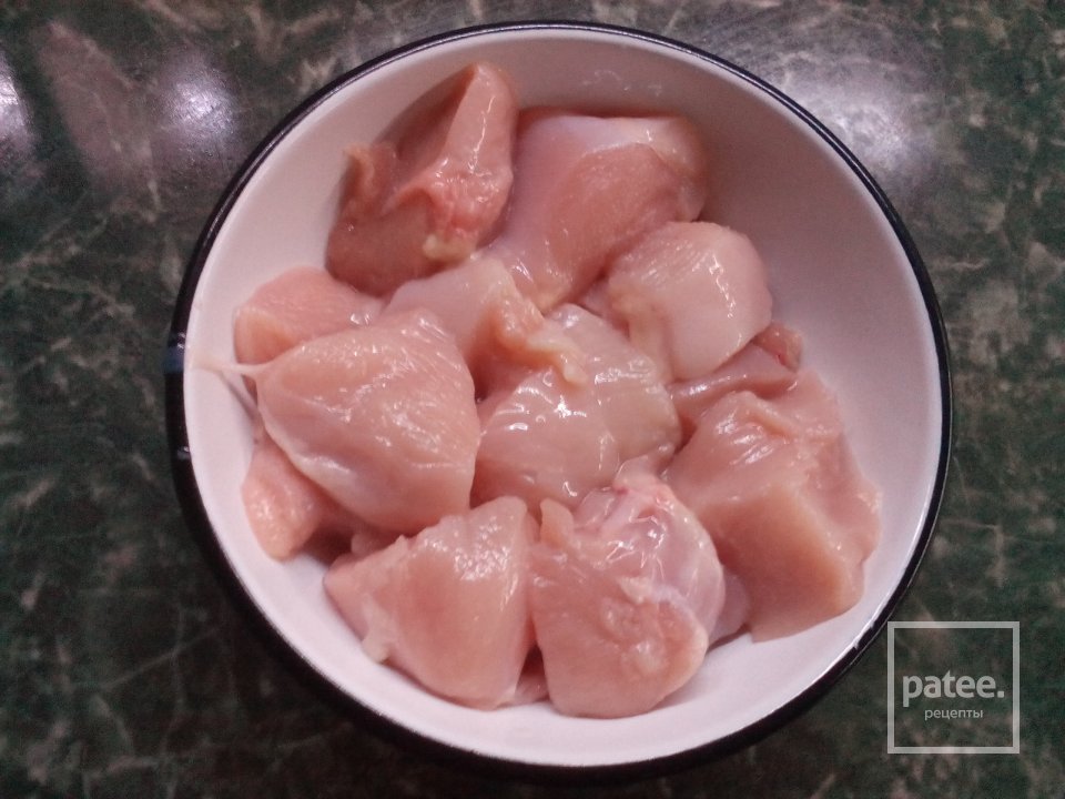 Куриные филе в панировке из чипсов - Шаг 1