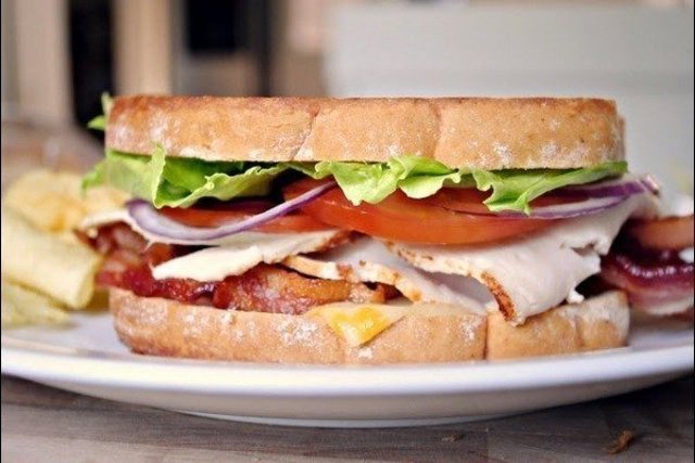 Сытный сэндвич