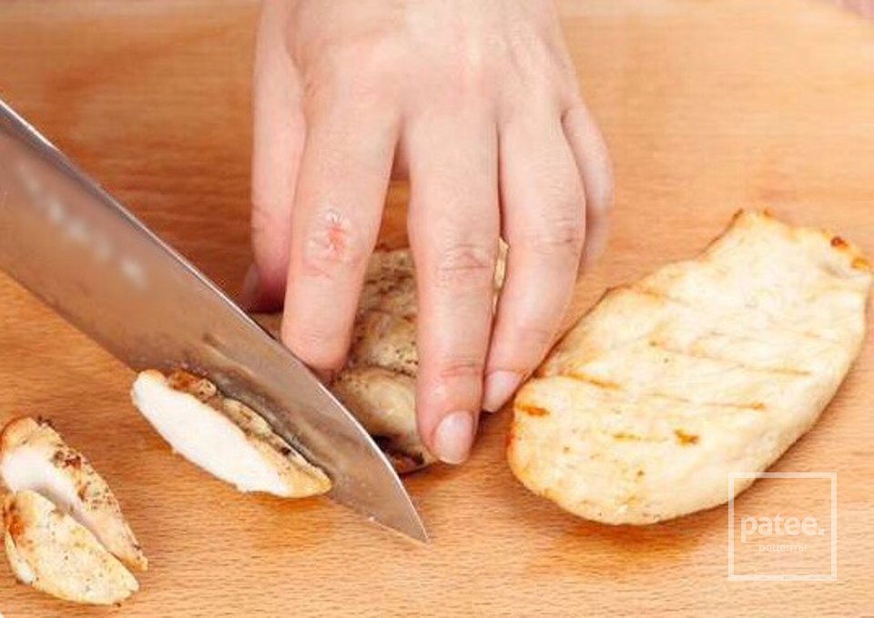 Гранатовый салат с курицей, грейпфрутом и перцем гриль - Шаг 9