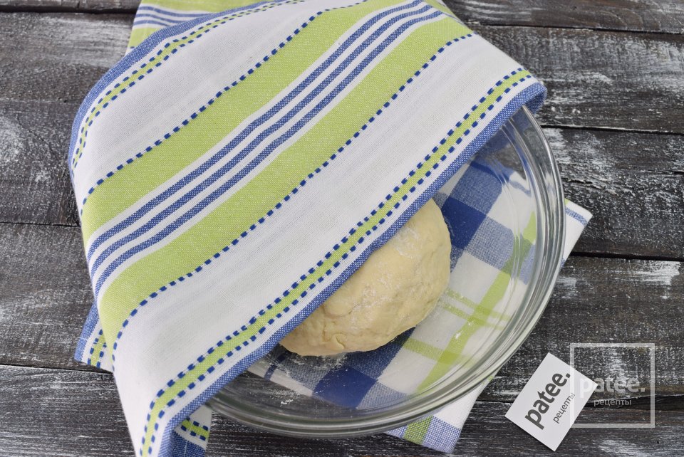 Пирожки с колбасой и сыром - Шаг 9