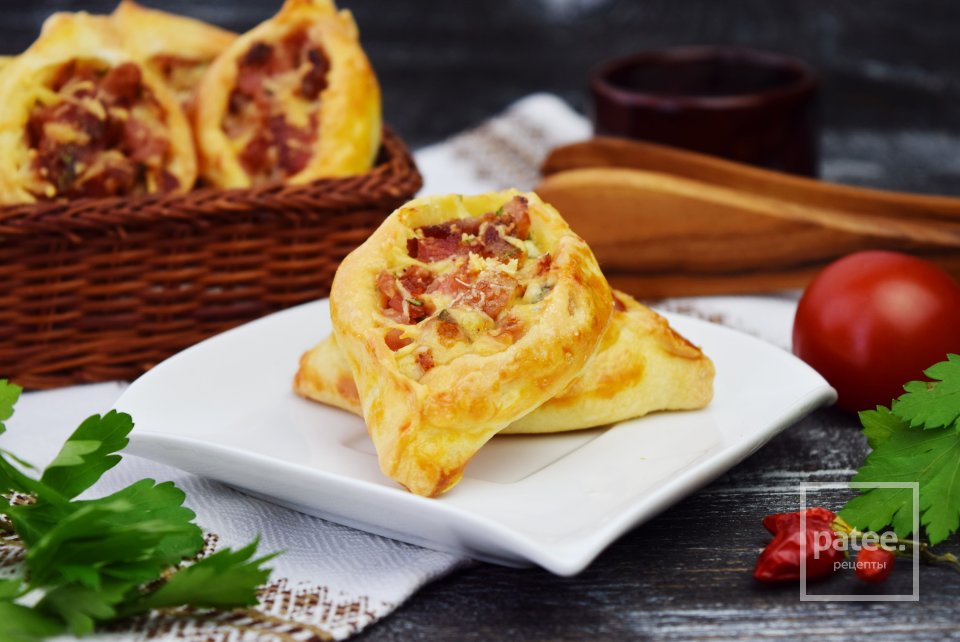 Пирожки с колбасой и сыром - Шаг 14