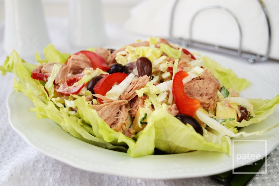 Салат с пекинской капустой и рыбной консервой - Шаг 12