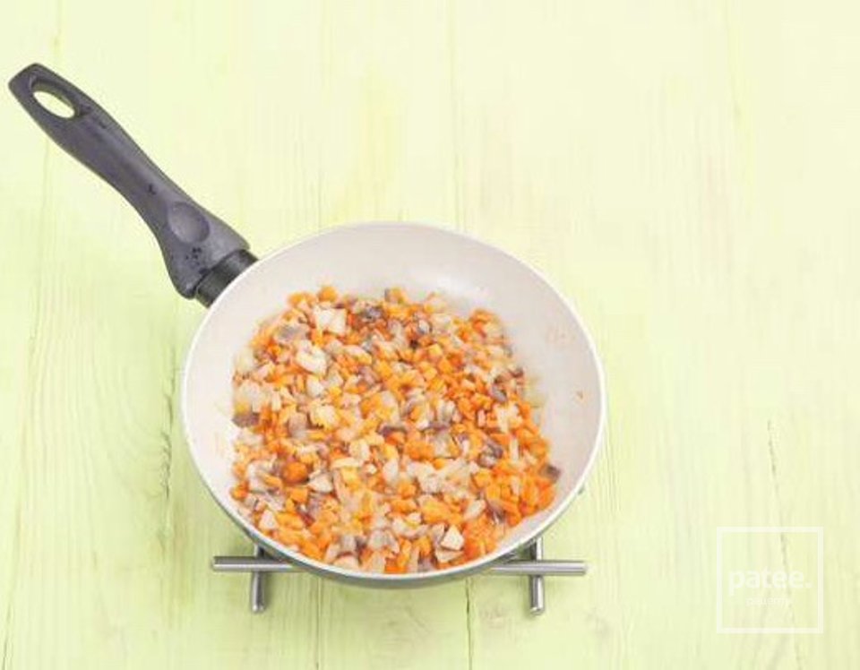 Расстегаи с красной рыбой - Шаг 3