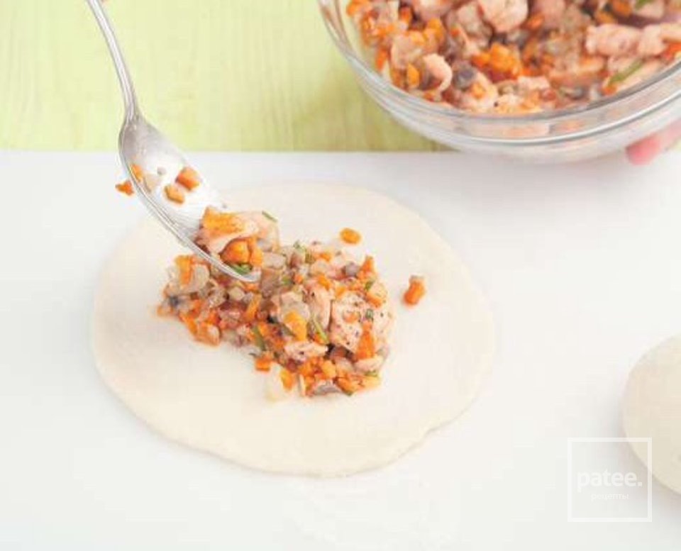 Расстегаи с красной рыбой - Шаг 8