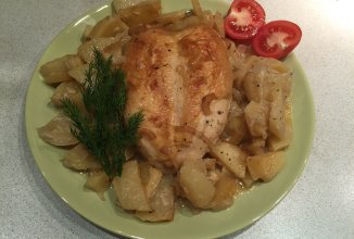 Сочная курочка с картофелем