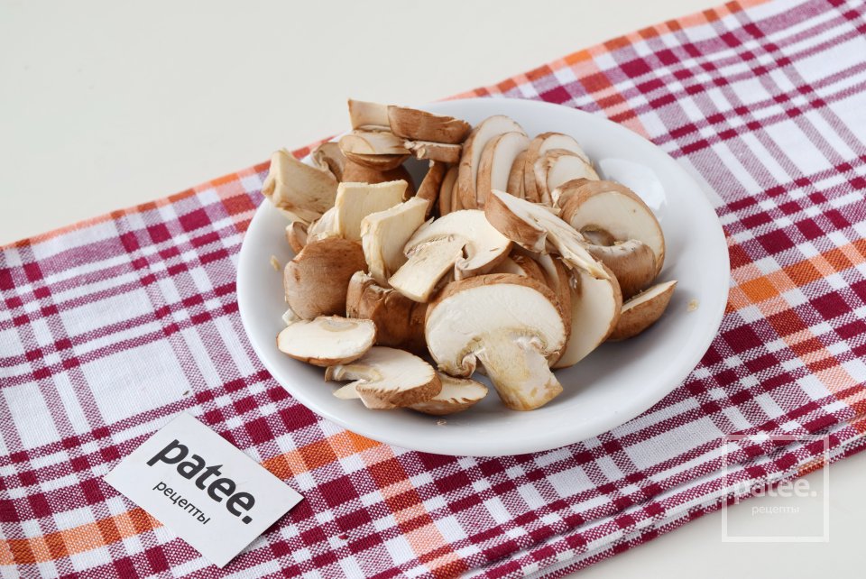 Жареный картофель с шампиньонами - Шаг 5