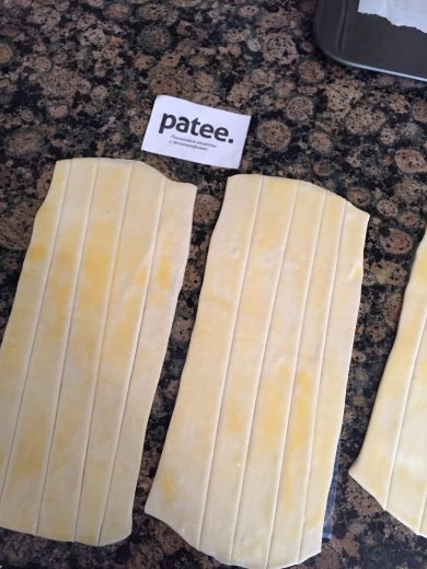 Слоеные трубочки с кремом из сгущённого молока - Шаг 4