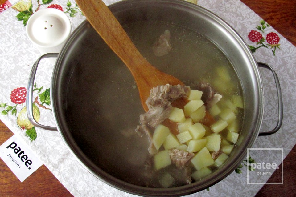Суп из говядины и клёцками с укропом - Шаг 7