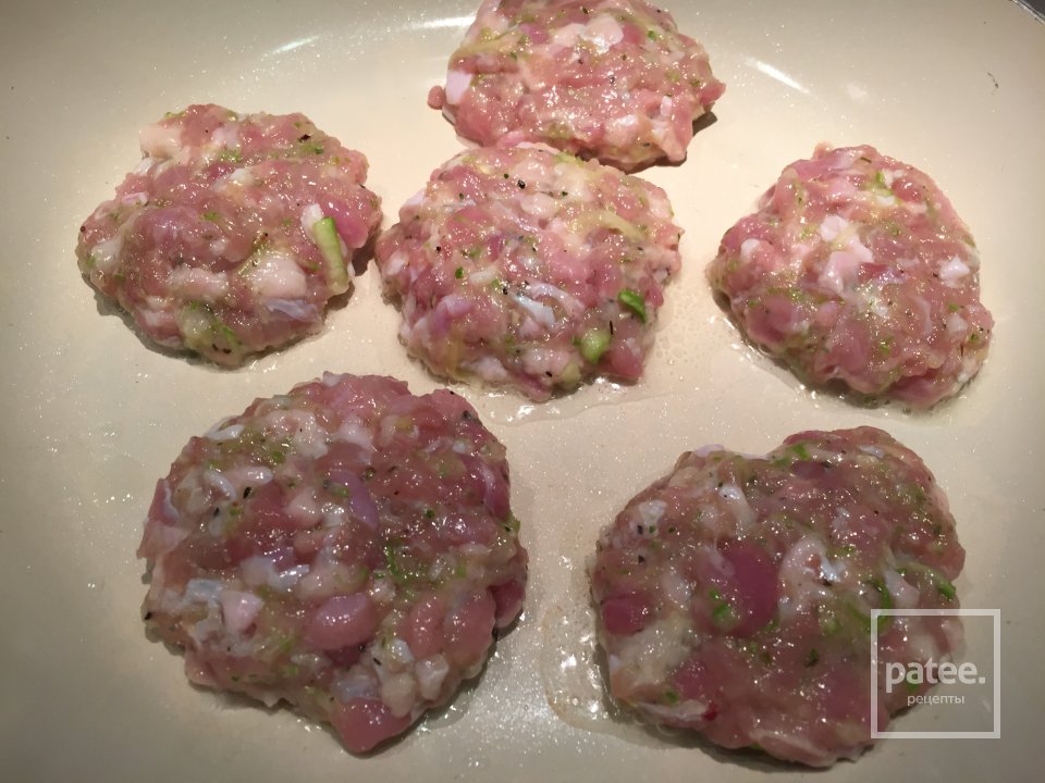 Котлетки из индейки - Шаг 4
