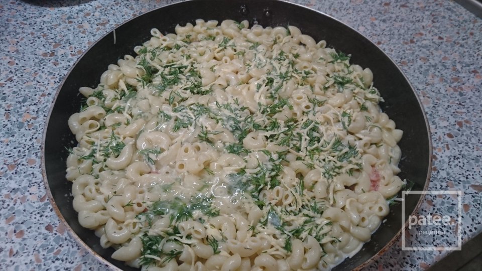 Гратен с копченой горбушей, макаронами и сыром - Шаг 4