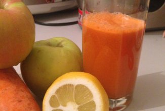 Яблочно-морковный смузи