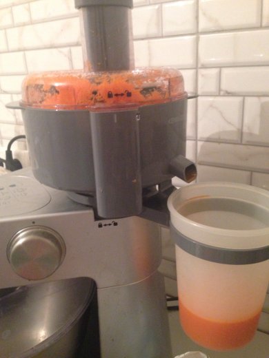 Яблочно-морковный смузи - Шаг 1