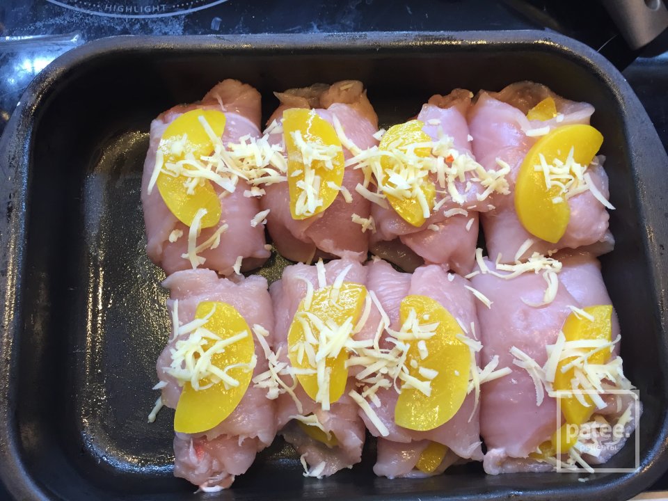 Куринное филе фаршированно персиками - Шаг 1