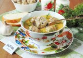 Картофельный суп-пюре с чесночными фрикадельками