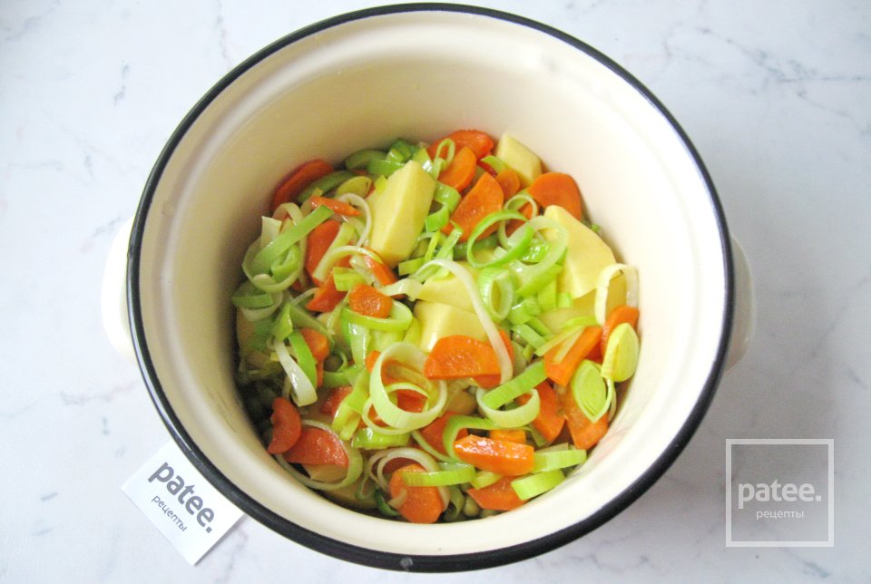 Картофельный суп-пюре с чесночными фрикадельками - Шаг 8