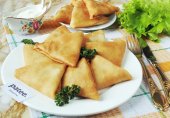 Треугольные блинчики с капустой и грибами