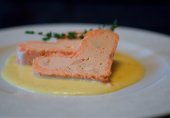 Сердечный рулет из кижуча с крабово-камбаловым муссом