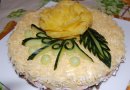 Салат "Курочка с ананасами"