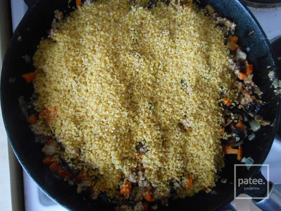 Плов с булгуром и черносливом - Шаг 6