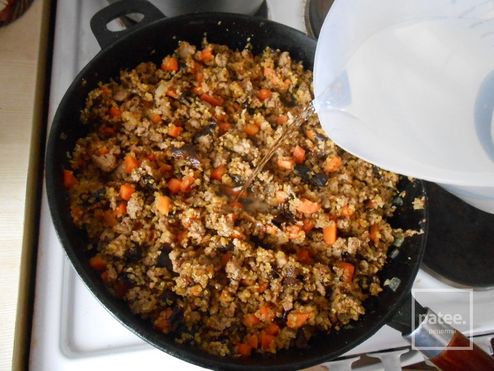 Плов с булгуром и черносливом - Шаг 7