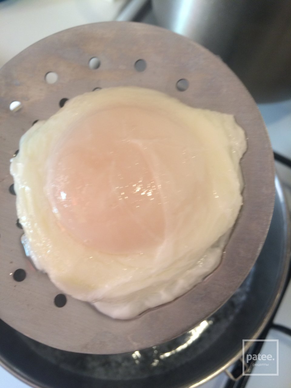 Яйцо пашот на блинчике из кабачка 🍳 - Шаг 9