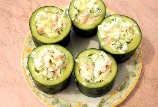 Фаршированные огурцы