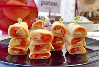 Закусочные блинчики с сёмгой