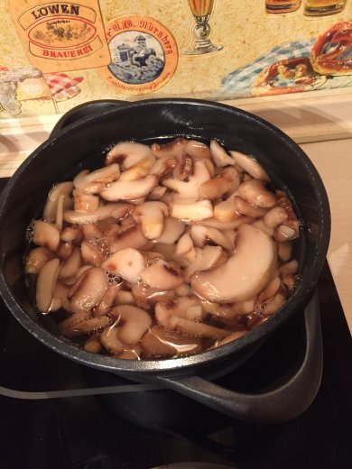 Куриная грудка с шампиньонами - Шаг 1