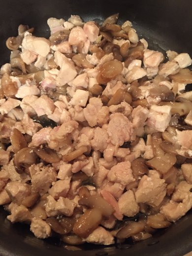 Куриная грудка с шампиньонами - Шаг 3