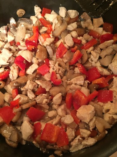 Куриная грудка с шампиньонами - Шаг 4